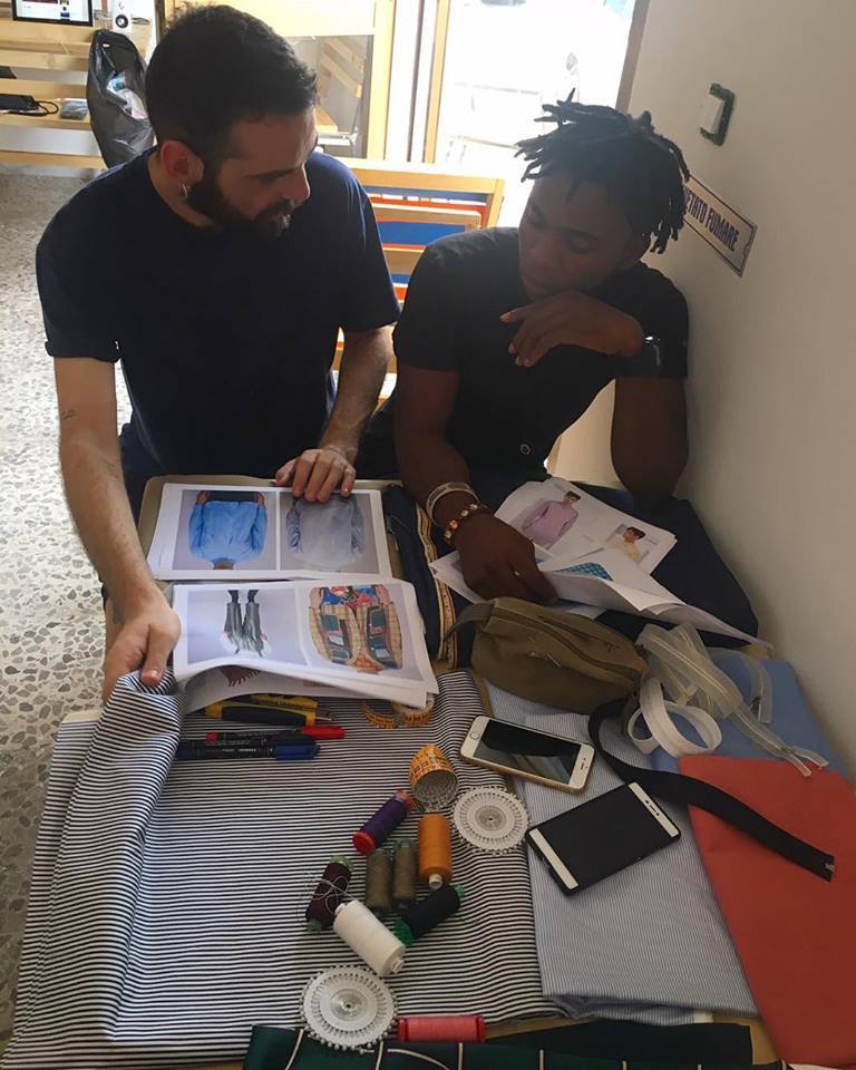 Atelier con Vincenzo Giannetti Vincenzo Giannetti al lavoro con Henry nell'Atelier