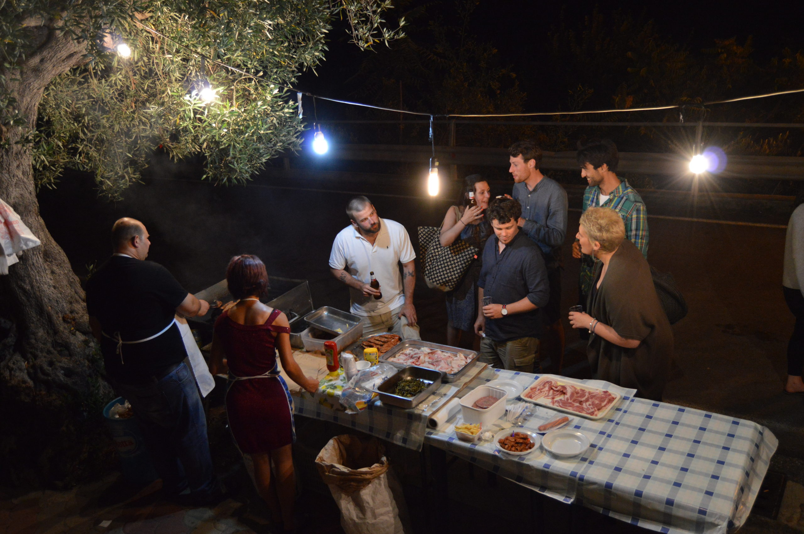 Cena comunitaria in paese Cena comunitaria in paese