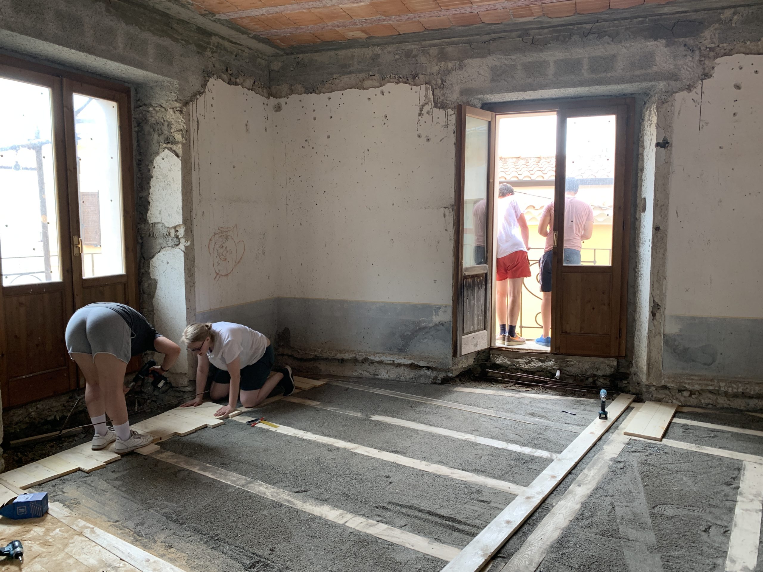 Costruzione della pavimentazione Costruzione della pavimentazione