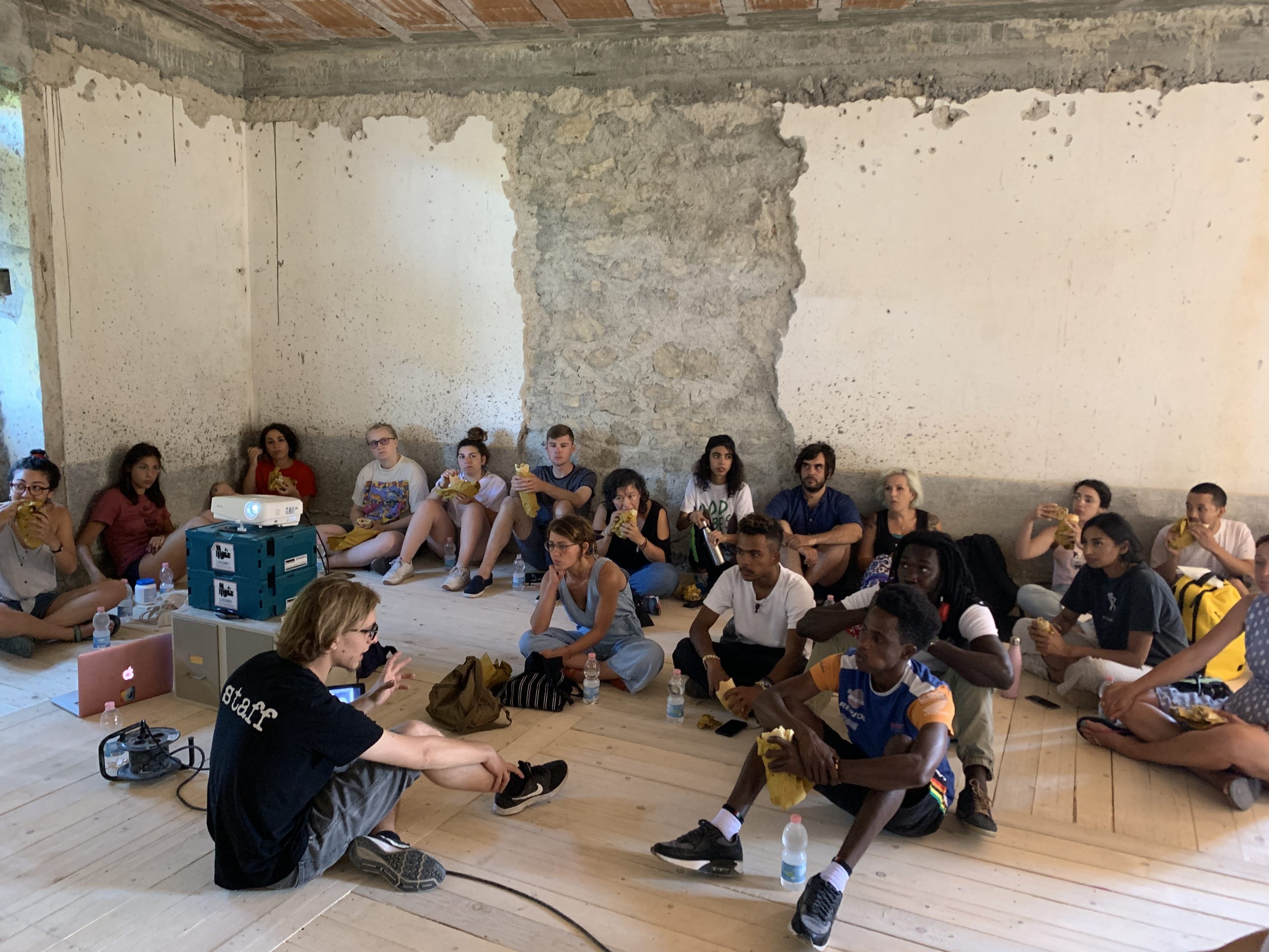 Lezione informale di Matteo Blandford Inizio dei lavori al cantiere